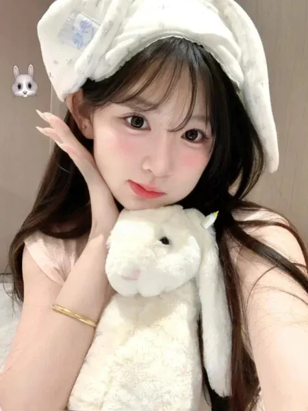 100+ hình gái xinh đẹp làm mới avatar cực cuốn hút · ảnh 1