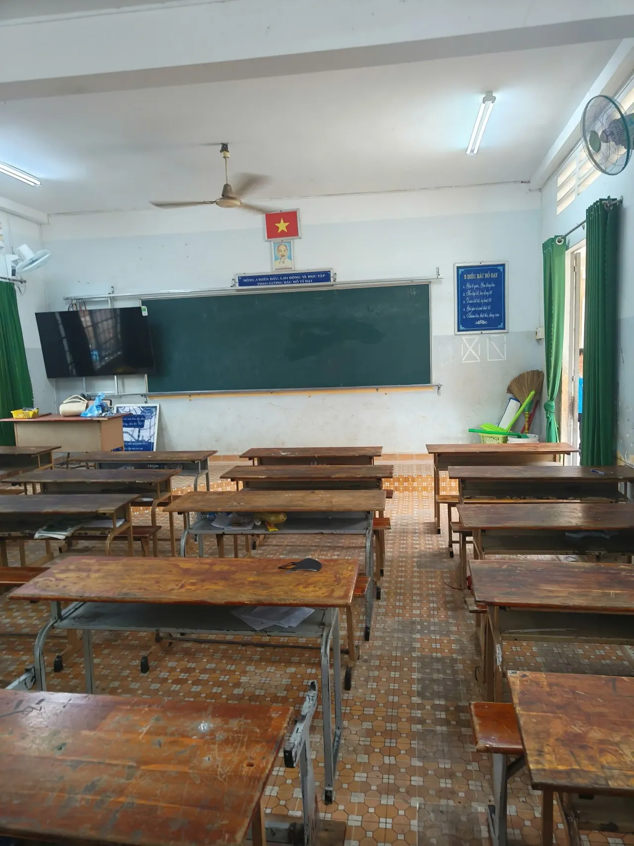 Tuyển tập 100+ hình ảnh lớp học ấn tượng nhất · ảnh 3